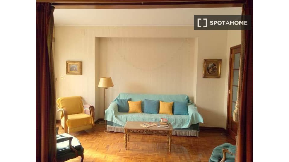 Double room Porto, 2 beds, 300m² — photo 23