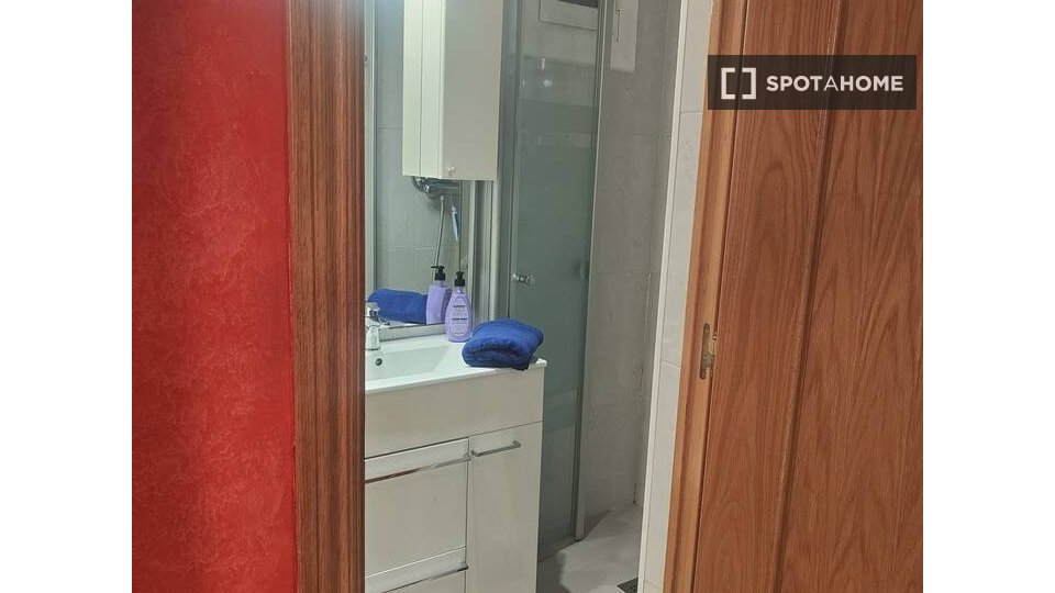 Apartment Barcelona, 2 beds, 50m² — photo 10