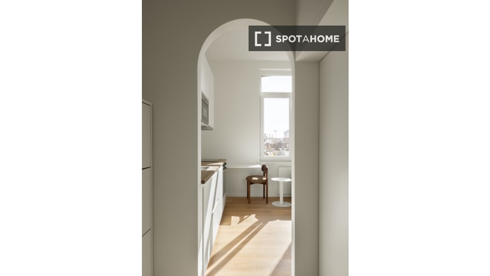 Apartment Brussels, 1 bed, 30m² — photo 11