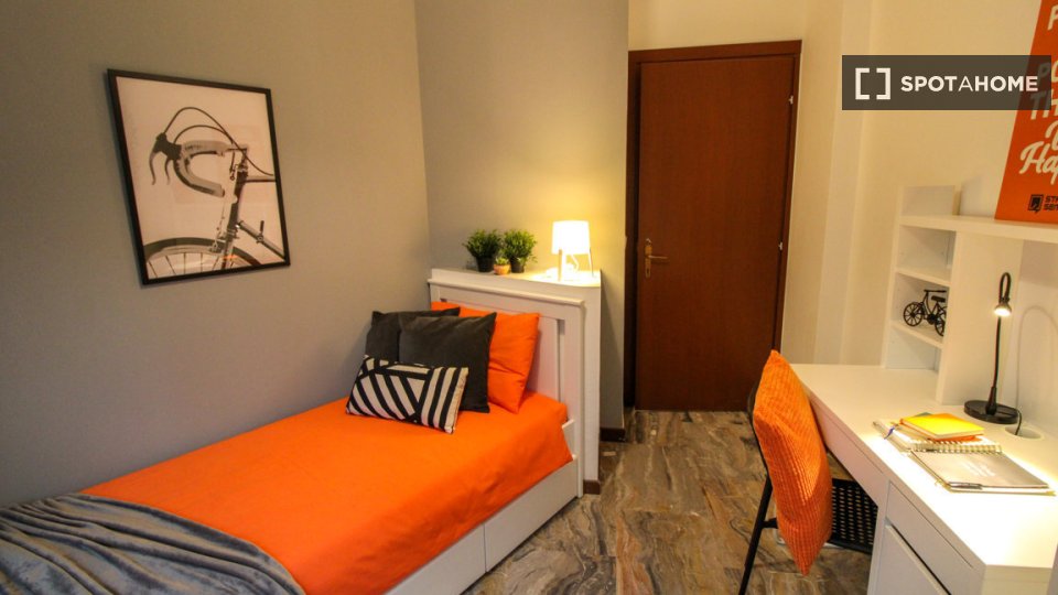 Double room Bologna, 8 beds — photo 13