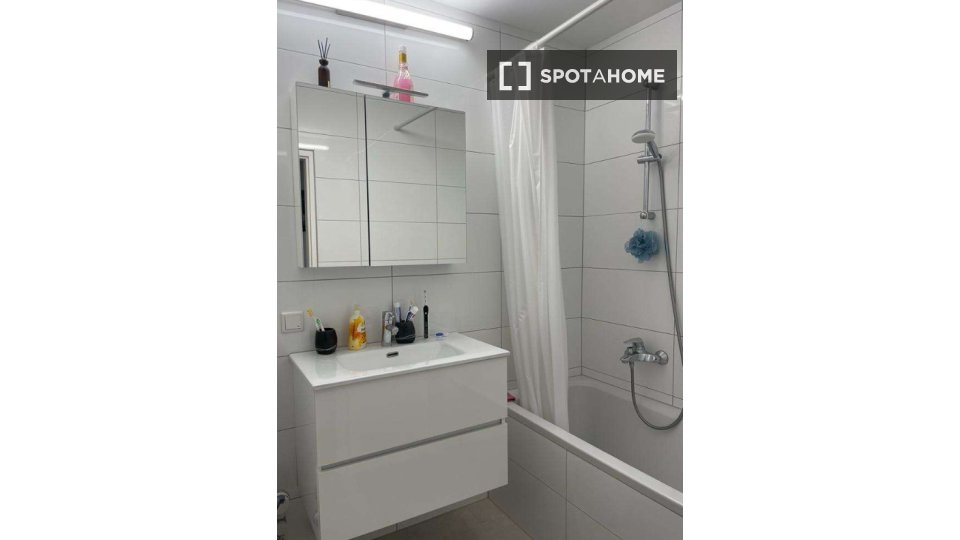 Apartment Madrid, 2 beds, 53m² — photo 10
