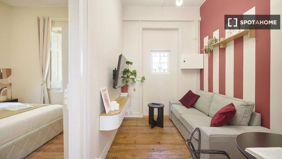 Apartment Lisbon, 1 bed — photo 7