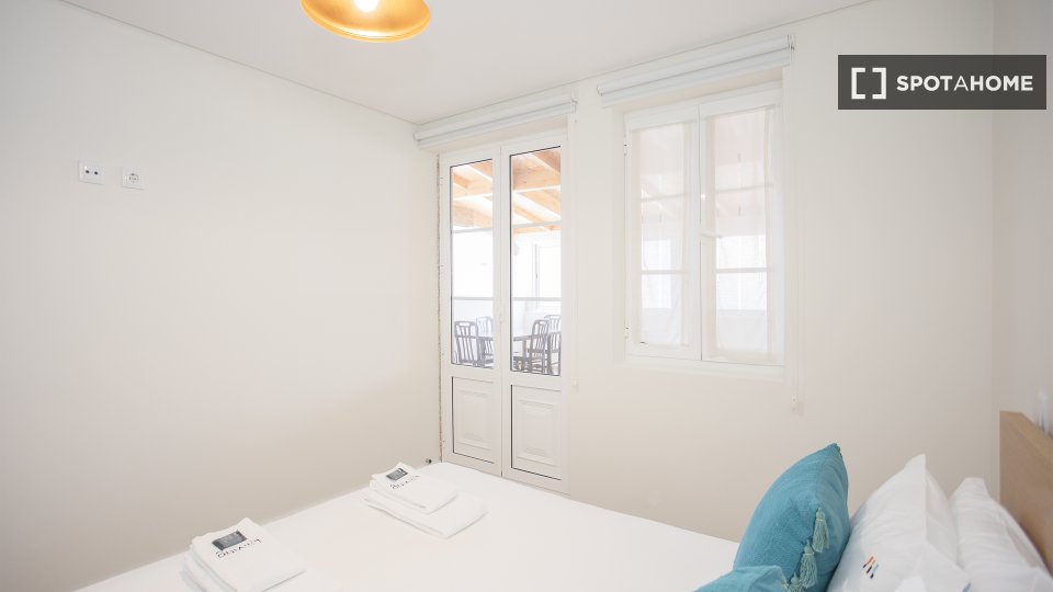 Apartment Porto, 6 beds, 135m² — photo 11