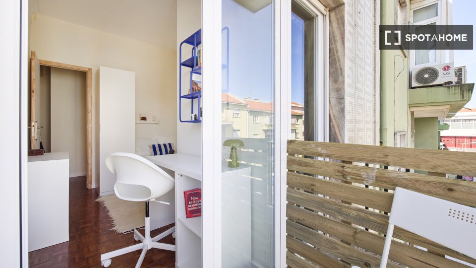 Double room Lisbon, 10 beds — photo 16