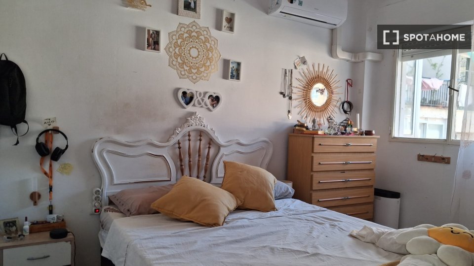 Double room Malaga, 3 beds — photo 5
