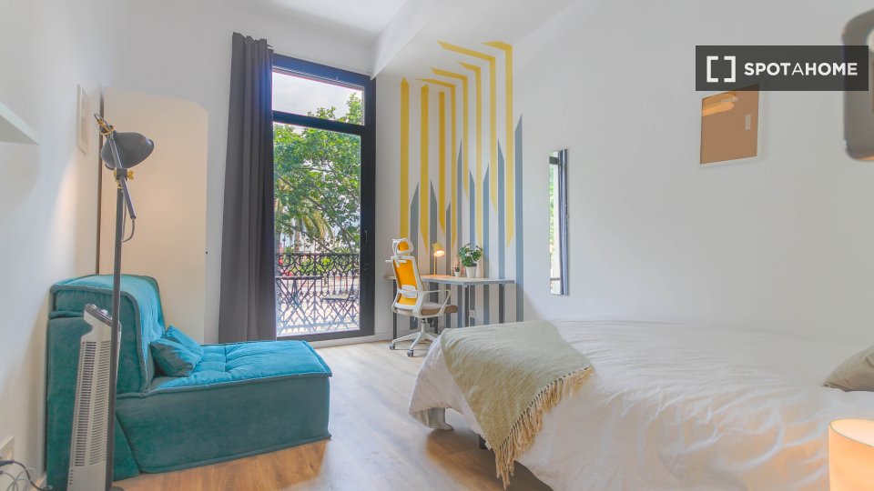 Double room Barcelona, 9 beds — photo 18