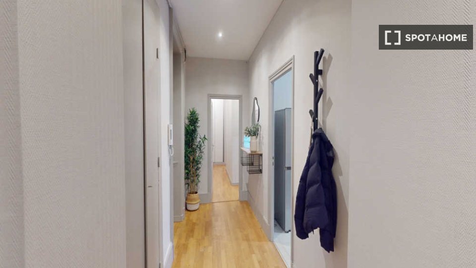 Double room Lyon, 7 beds, 150m² — photo 8