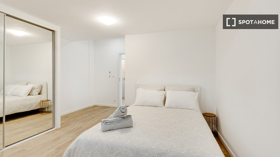 Apartment Lisbon, 2 beds — photo 2