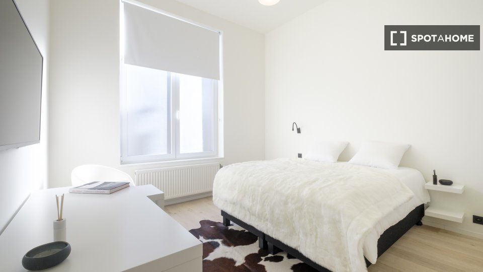 Double room Brussels, 8 beds — photo 10