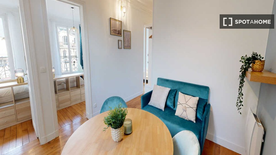 Double room Paris, 9 beds, 160m² — photo 11