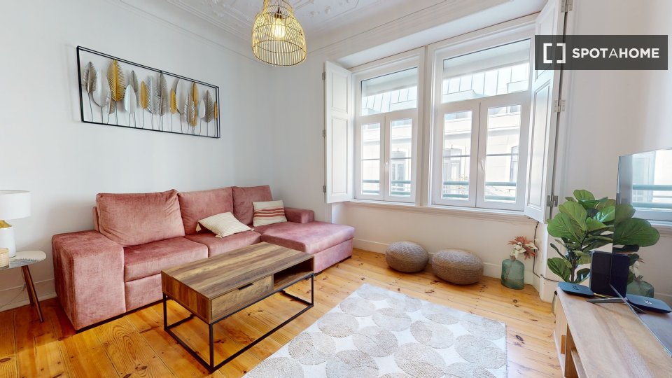 Apartment Lisbon, 2 beds — photo 14