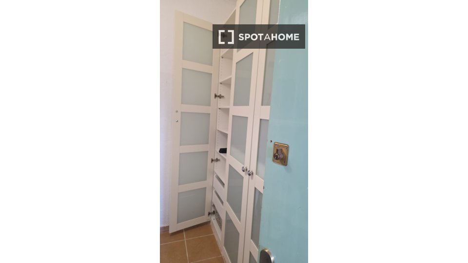 Apartment Barcelona, 2 beds, 28m² — photo 3