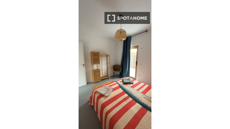 Habitación en piso compartido de 4 habitaciones en Viana de Cega
