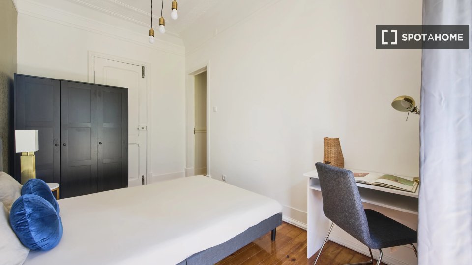 Double room Lisbon, 6 beds — photo 3