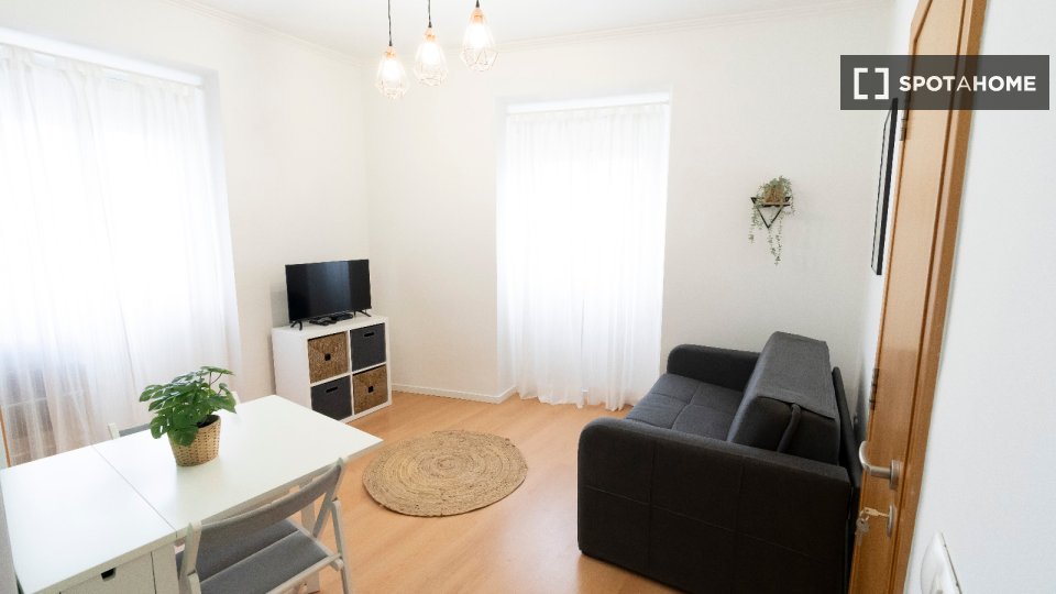 Apartment mono Lisbon, 45m² — photo 5