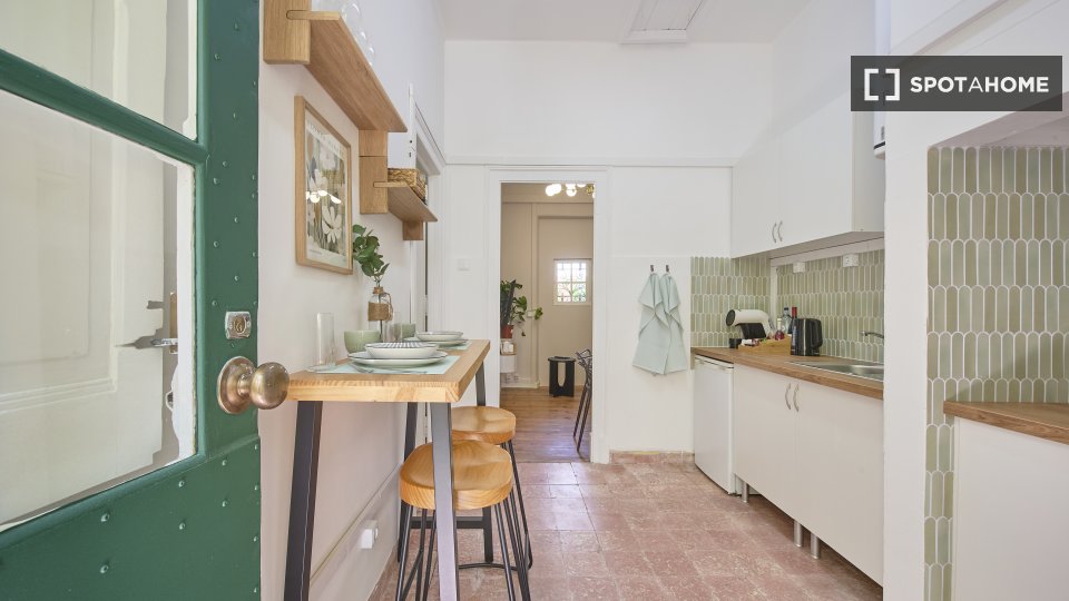 Apartment Lisbon, 2 beds — photo 4