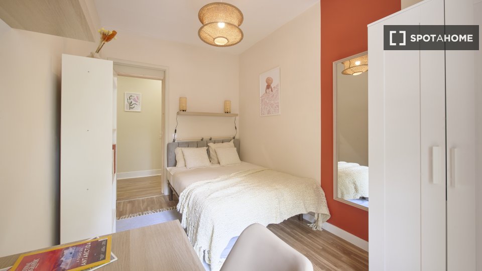 Double room Lisbon, 7 beds — photo 13