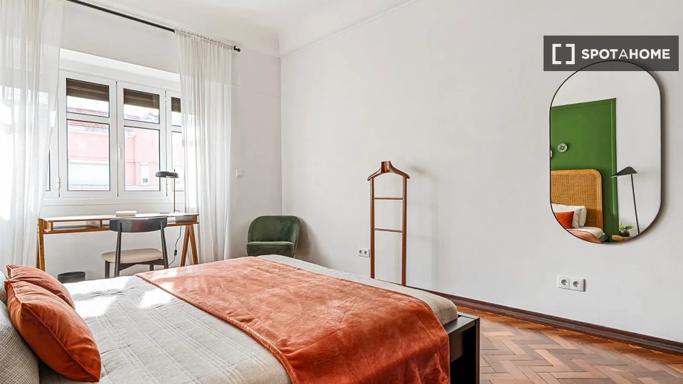 Double room Lisbon, 7 beds — photo 1
