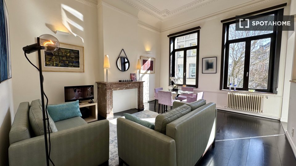 Apartment Brussels, 2 beds, 100m² — photo 1