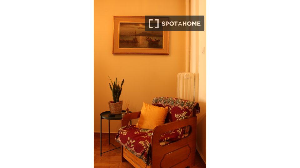Apartment Athens, 1 bed, 64m² — photo 12