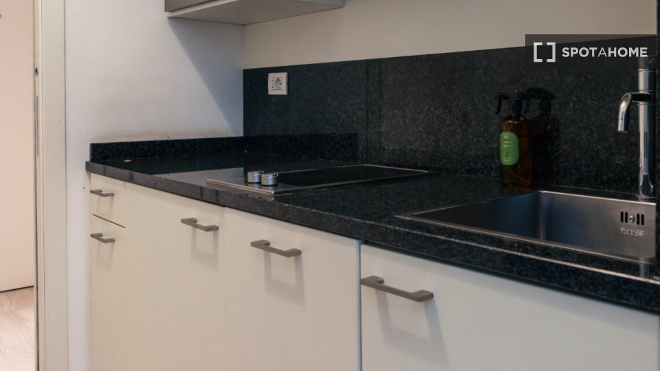Apartment Milan, 1 bed, 50m² — photo 29