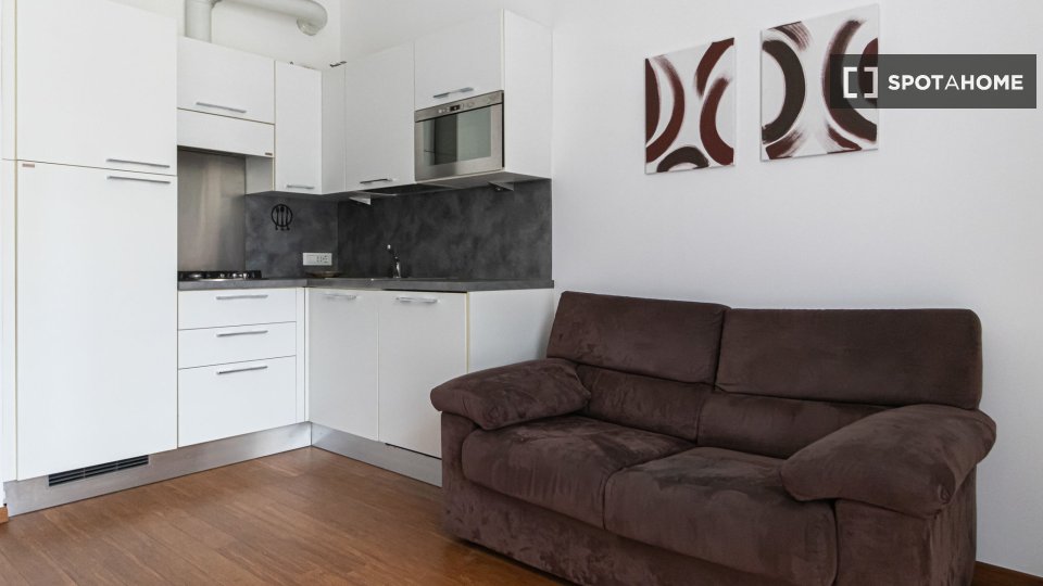 Apartment Milan, 1 bed, 40m² — photo 4