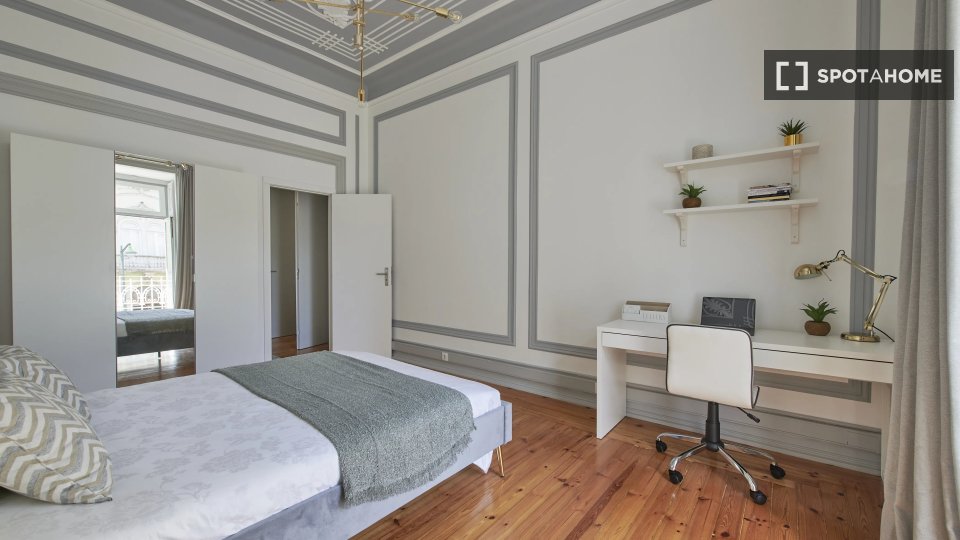 Double room Lisbon, 10 beds — photo 13