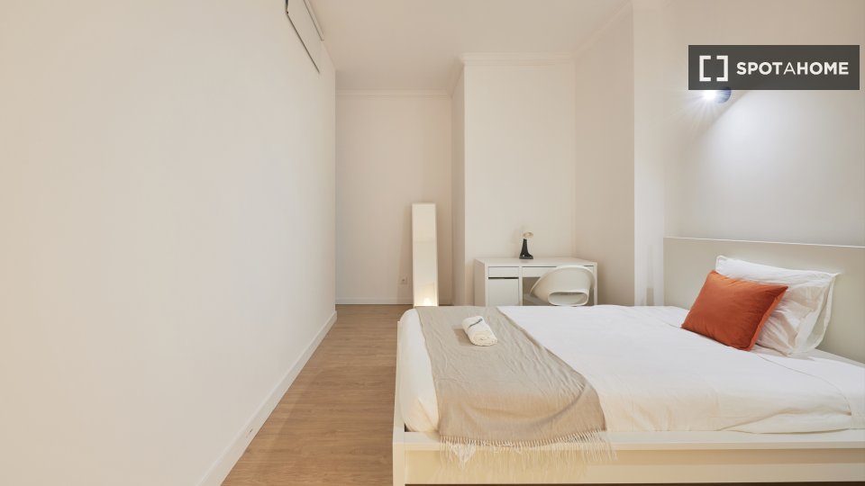 Double room Lisbon, 7 beds — photo 5