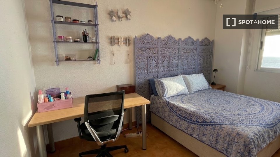 Apartment Granada, 3 beds, 100m² — photo 2