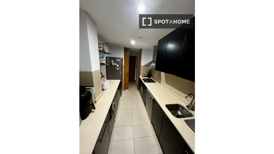 Double room Palma_De_Mallorca, 2 beds, 83m² — photo 15
