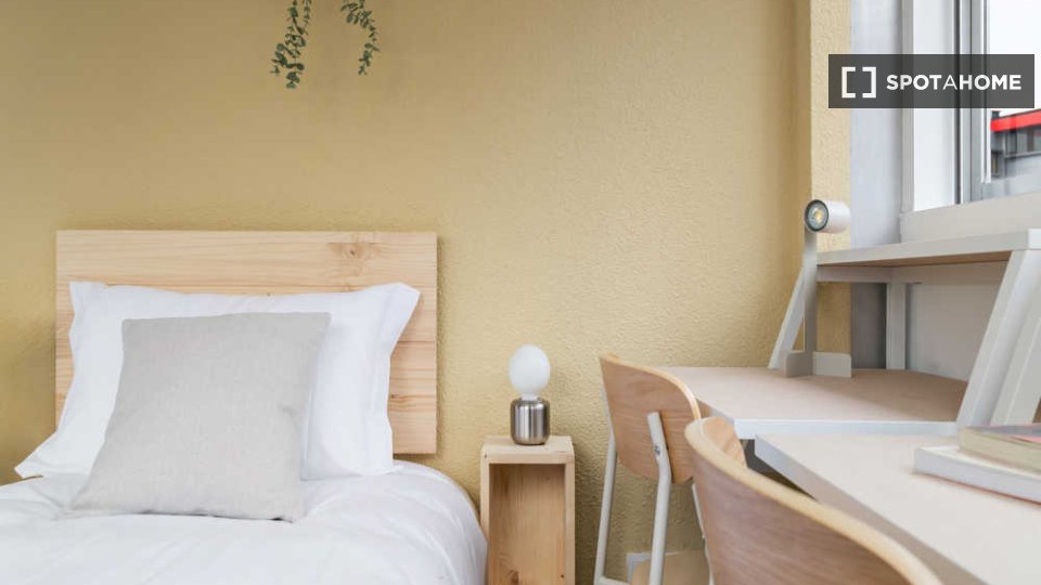 Double room Madrid, 34 beds — photo 7
