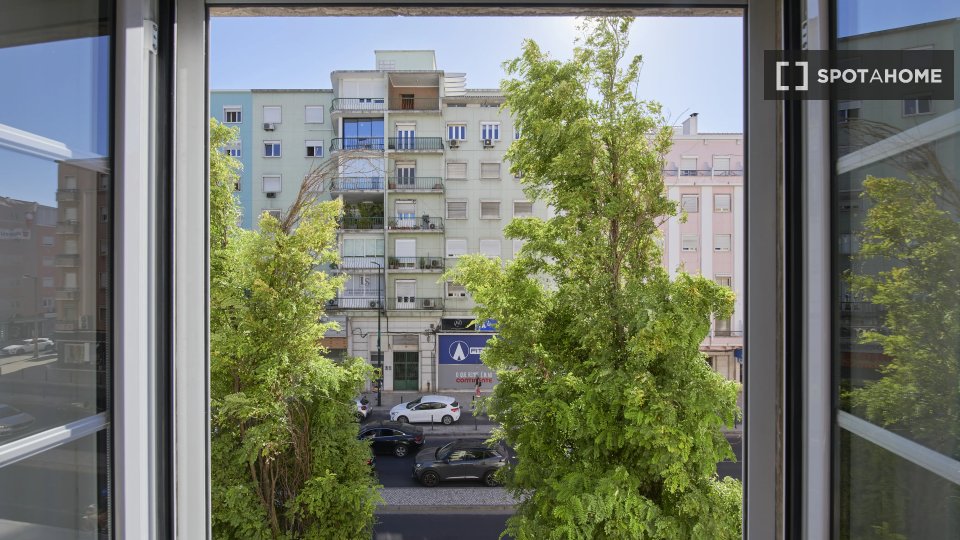 Double room Lisbon, 6 beds — photo 5