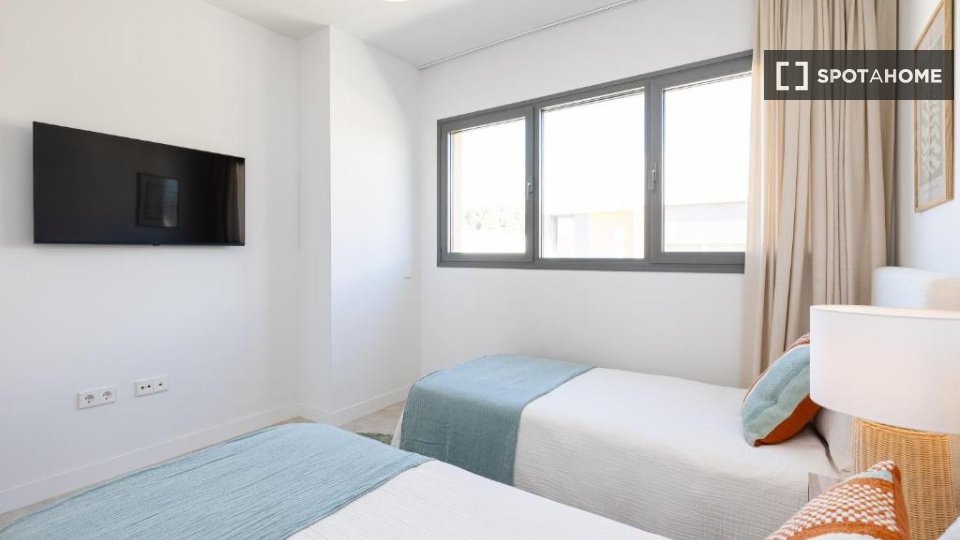 Apartment Malaga, 3 beds — photo 14