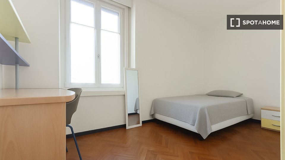 Double room Trento, 3 beds — photo 10