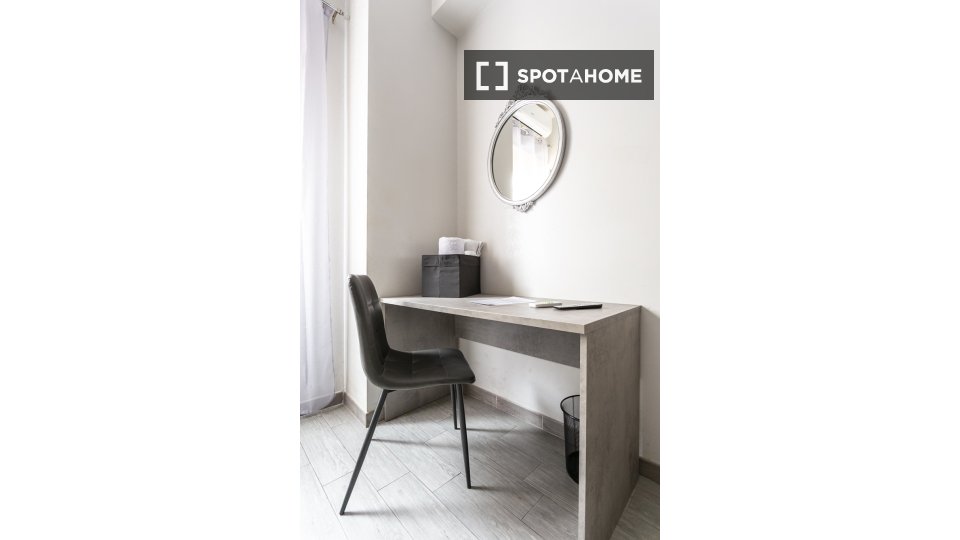 Double room Rome, 4 beds — photo 5