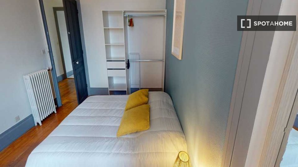Camera doppia Lione, 5 camere, 120m² — foto 12