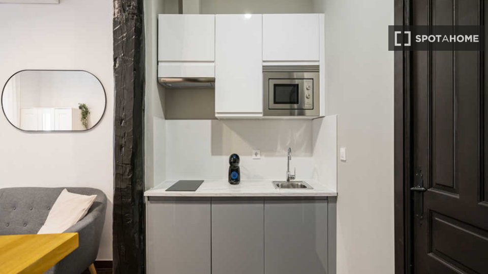 Double room Madrid, 6 beds — photo 36