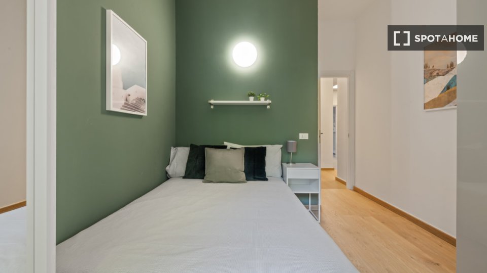 Double room Milan, 5 beds, 137m² — photo 2