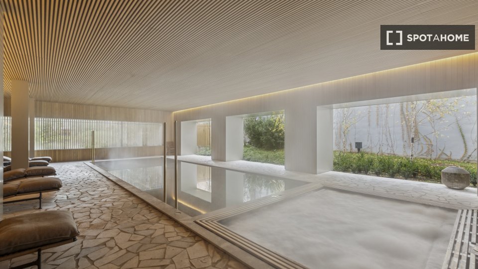 Apartment Madrid, 2 beds, 140m² — photo 14