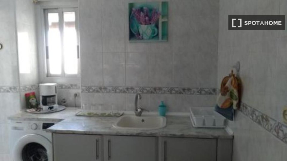 Apartment Valencia, 3 beds, 88m² — photo 5