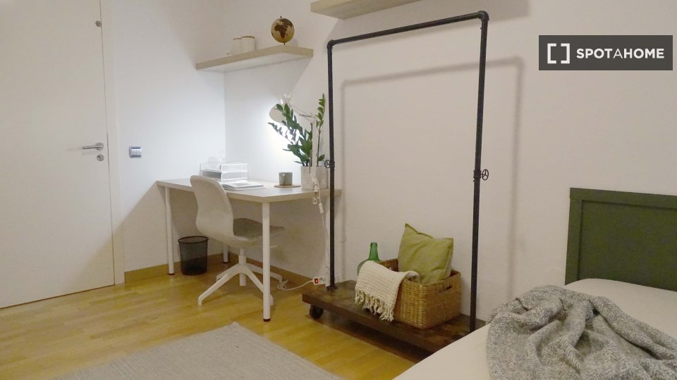 Double room Barcelona, 4 beds, 90m² — photo 23