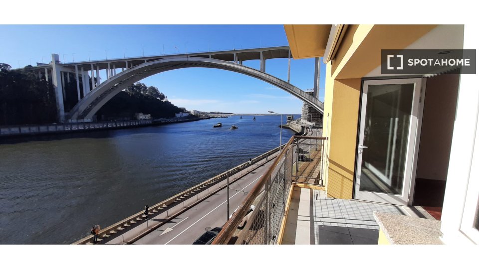 Apartment Porto, 2 beds, 124m² — photo 2