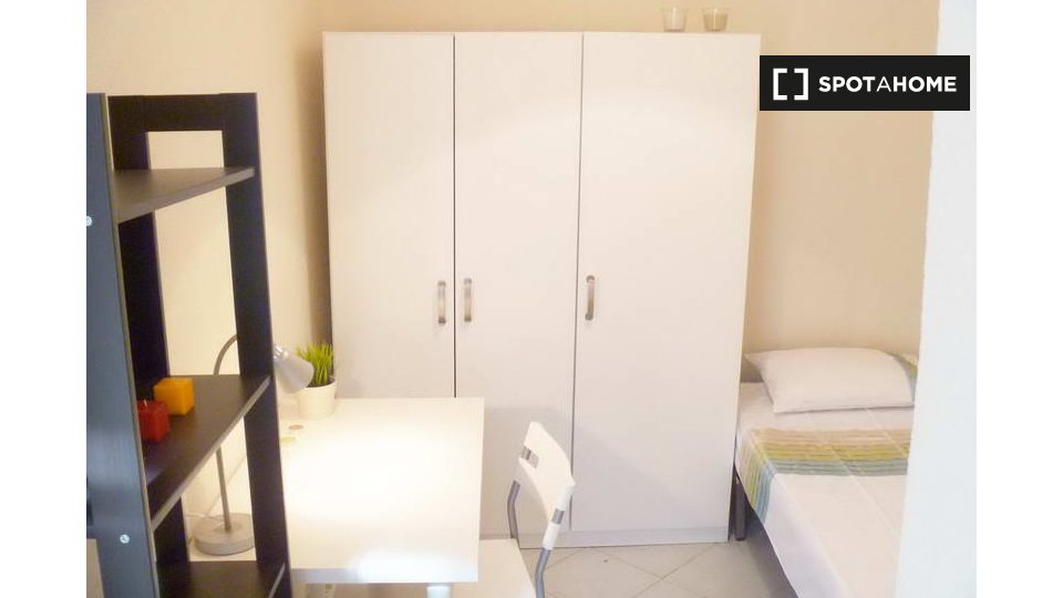 Double room Madrid, 4 beds — photo 1
