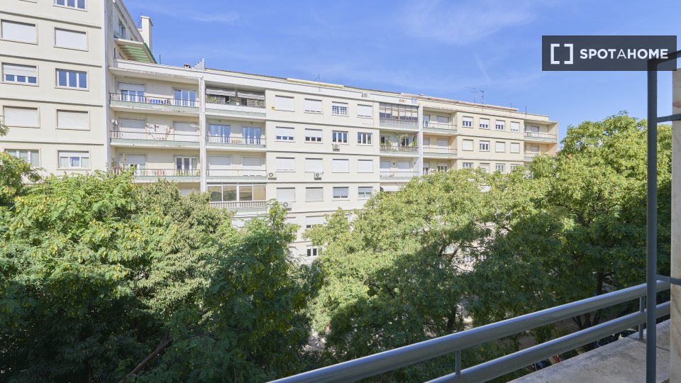 Double room Lisbon, 16 beds — photo 10