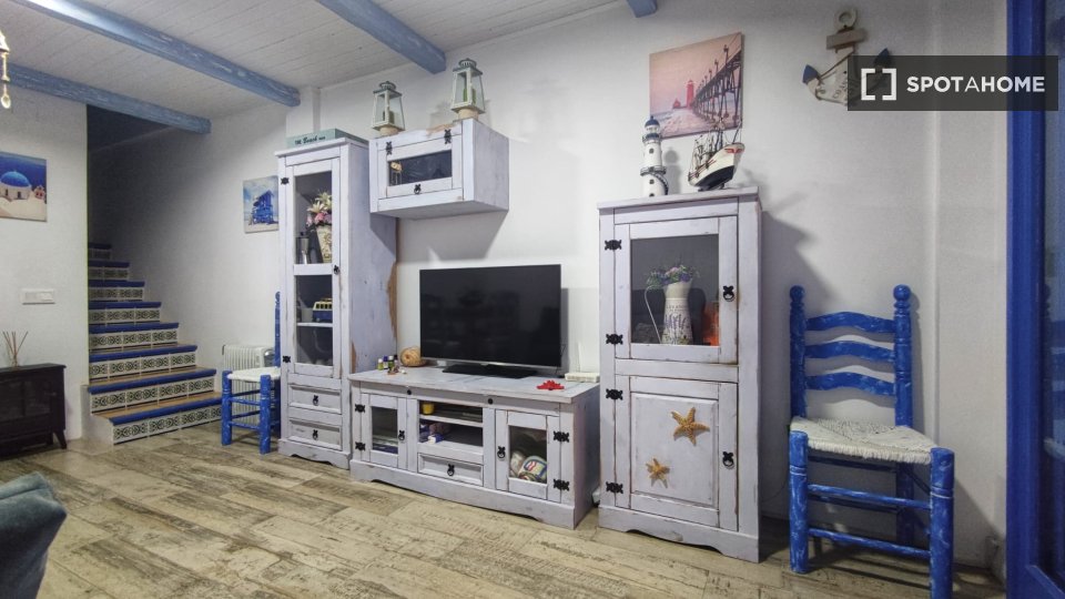 Apartment Alicante, 1 bed — photo 10