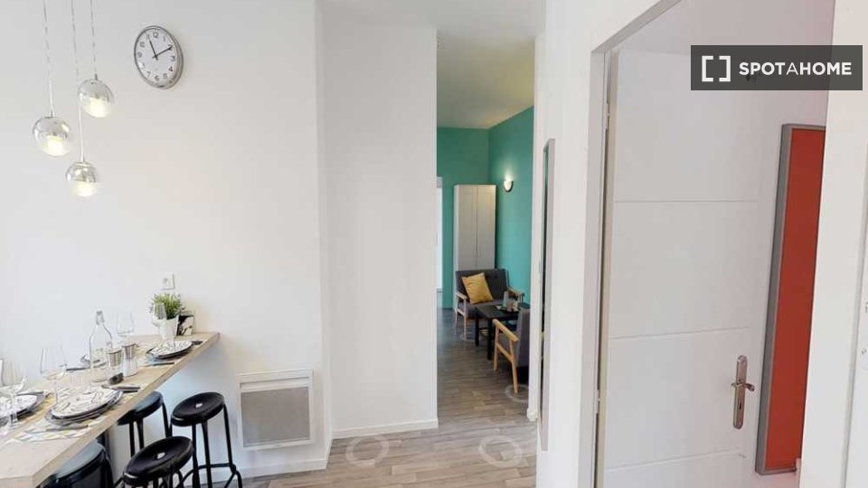 Double room Lille, 4 beds, 80m² — photo 11