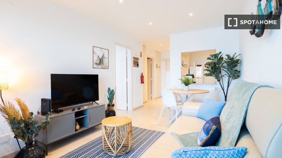 Apartment Lisbon, 1 bed, 70m² — photo 16