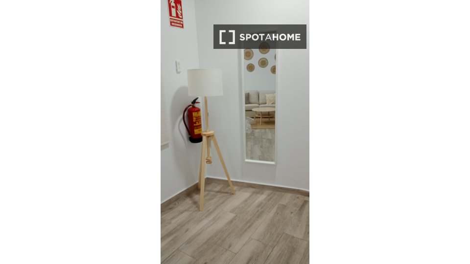 Apartment Madrid, 2 beds, 75m² — photo 12