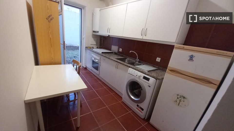 Apartment mono Lisbon — photo 4