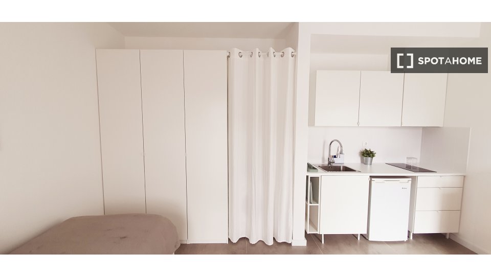 Apartment mono Lisbon, 24m² — photo 8